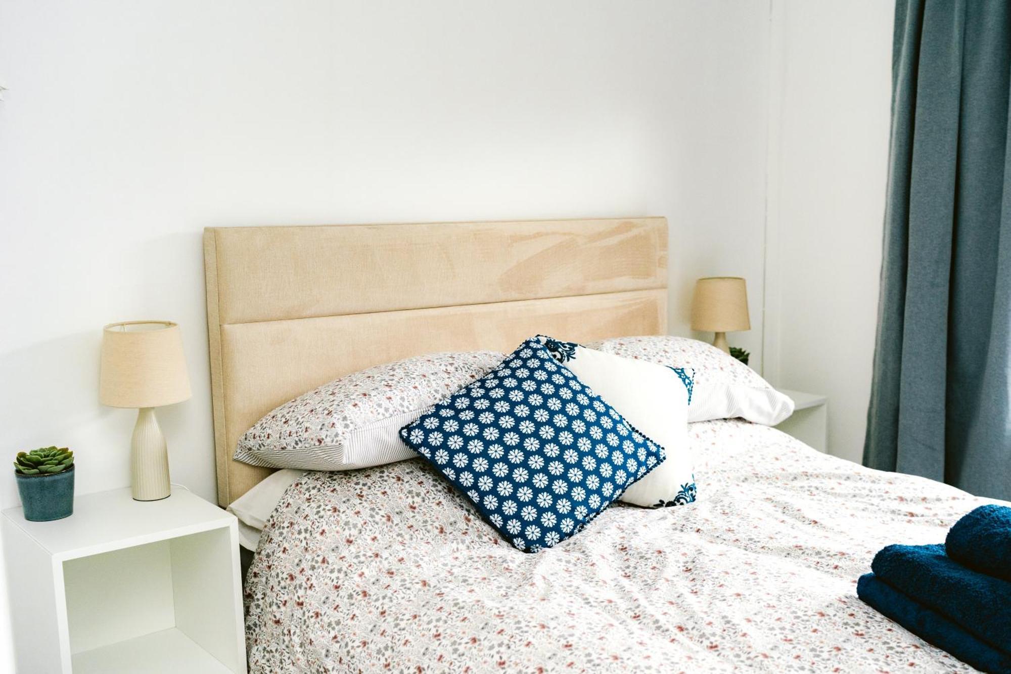 Modern Centre Holiday home Belfast